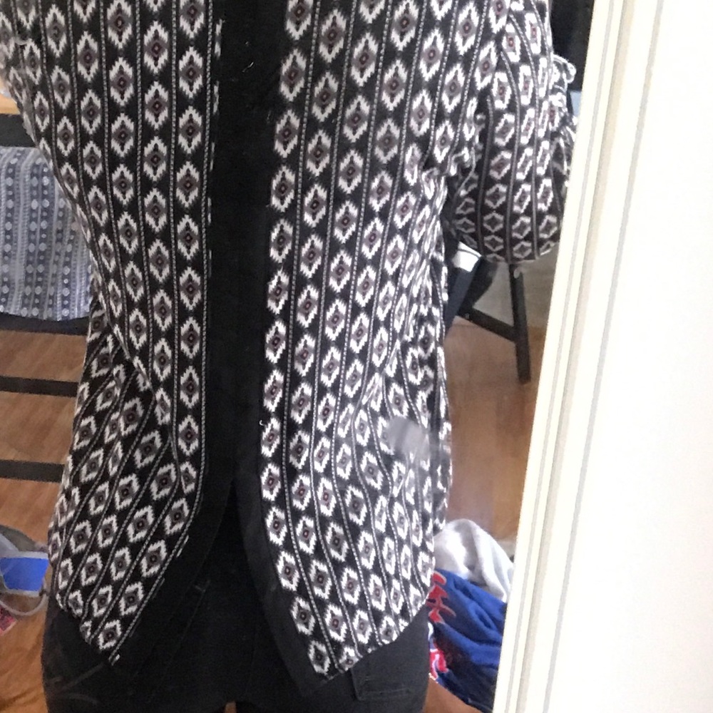 Top - Picture 5 of 5